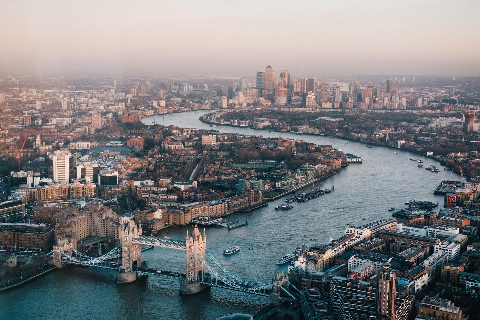 A Student’s Guide to Surviving London