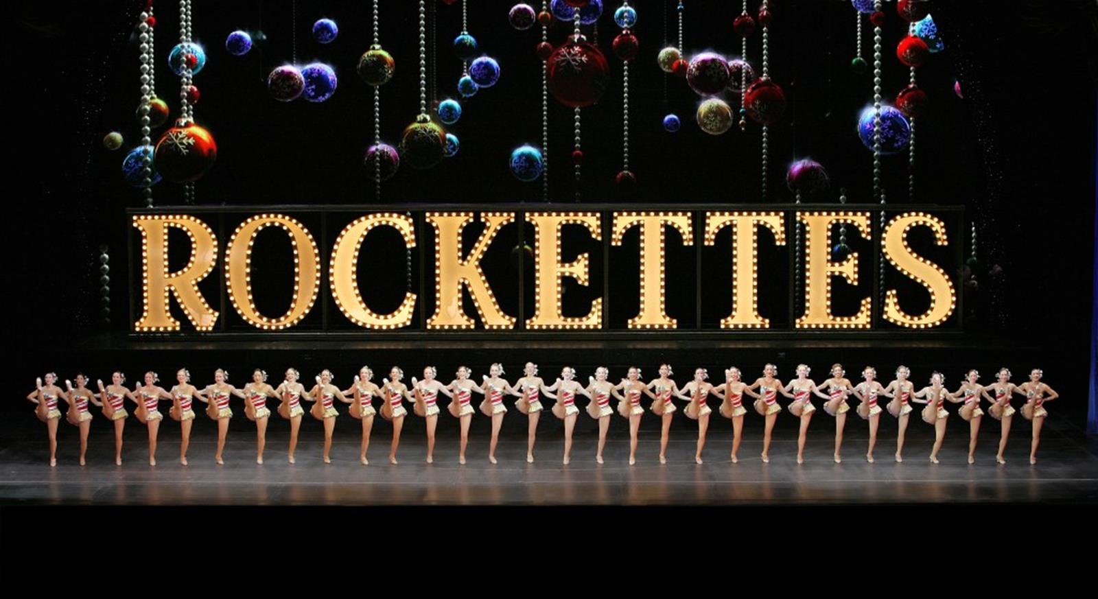 The Radio City Christmas Spectacular Starring The Rockettes 11/10/06 Credit Photo: Paul Kolnik for MSG Entertainment NYC 212.362.7778 studio@paulkolnik.com