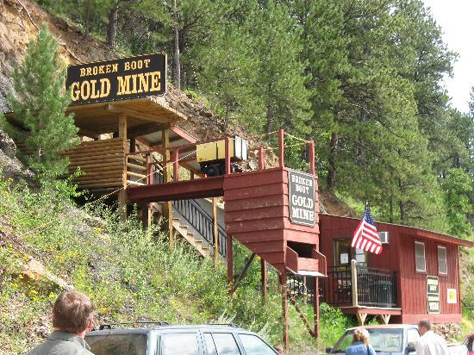 Broken Boot Gold Mine. Credit: BlackHillsAttraction.com