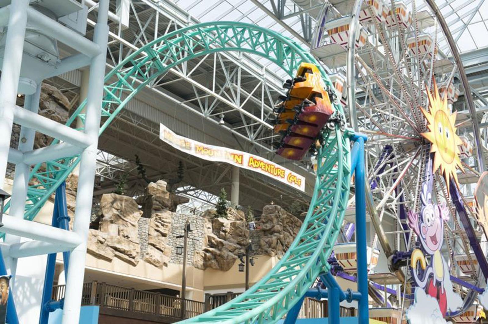 Essential Tips to Survive the Mall of America with a Group